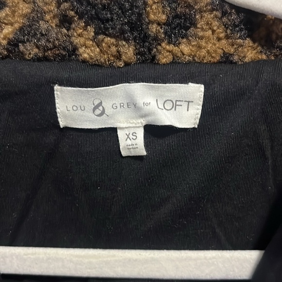 LOFT Hoodie Zip Up - Picture 5 of 7